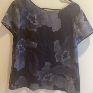 Casual Blue Short Silk Sleeve Tee for Everyday Comfort